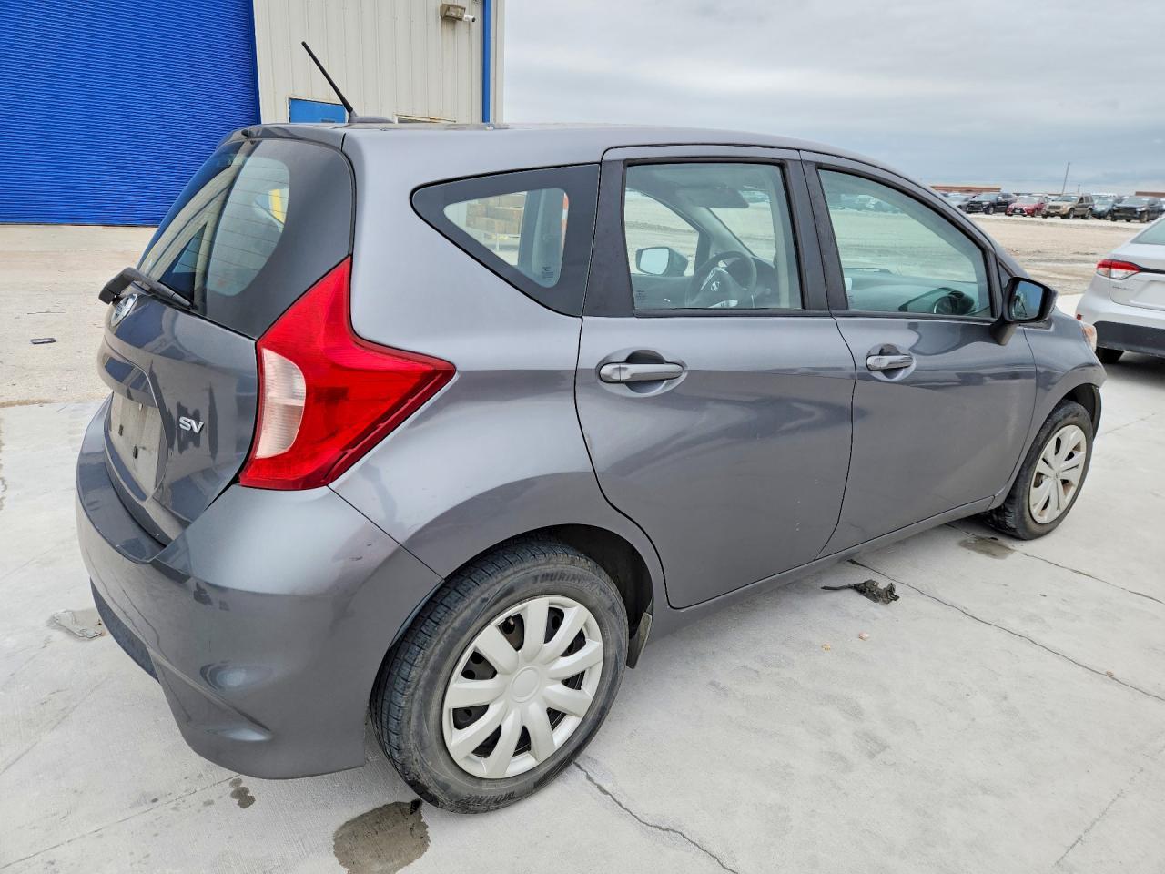 2017 NISSAN Versa Note
