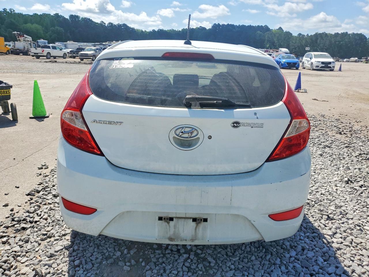 2012 HYUNDAI ACCENT