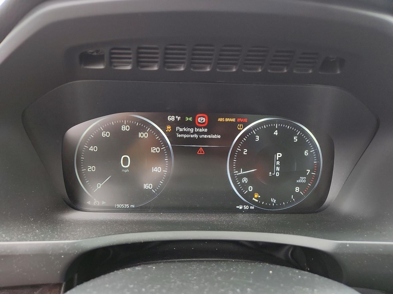 2017 VOLVO XC90