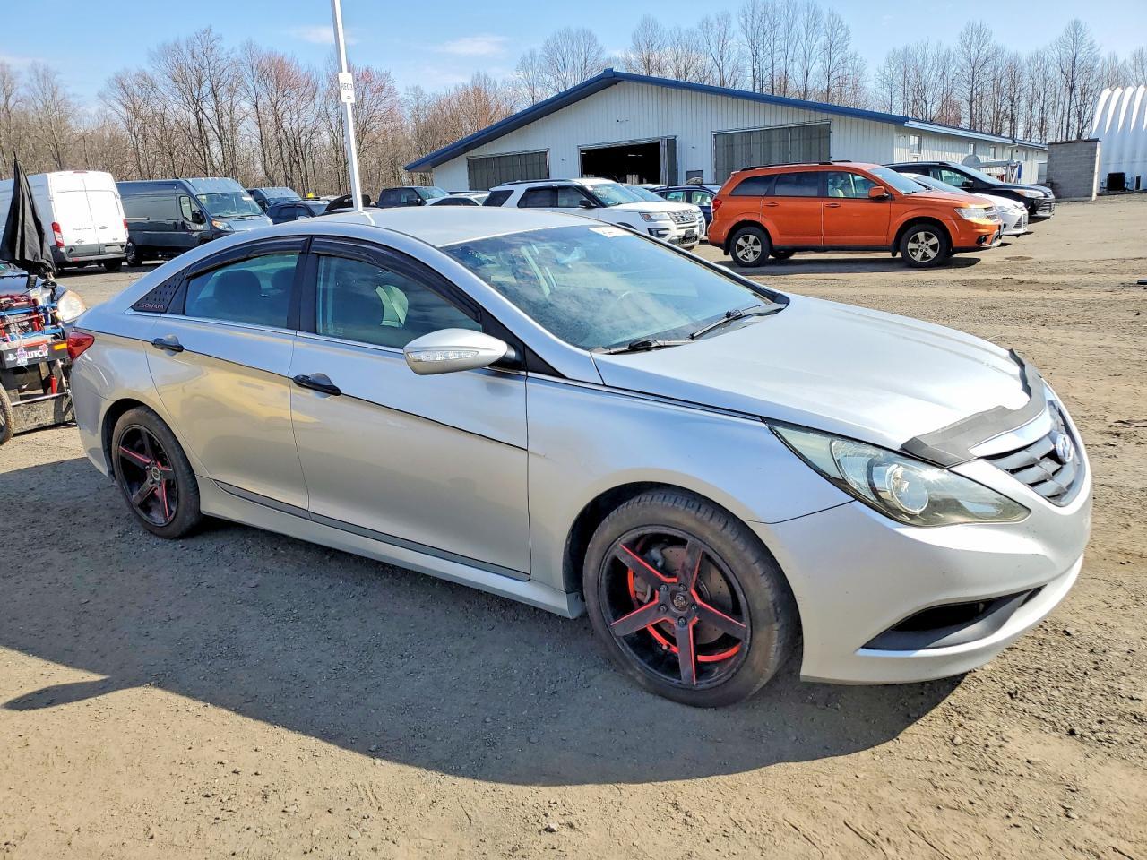 2014 HYUNDAI SONATA