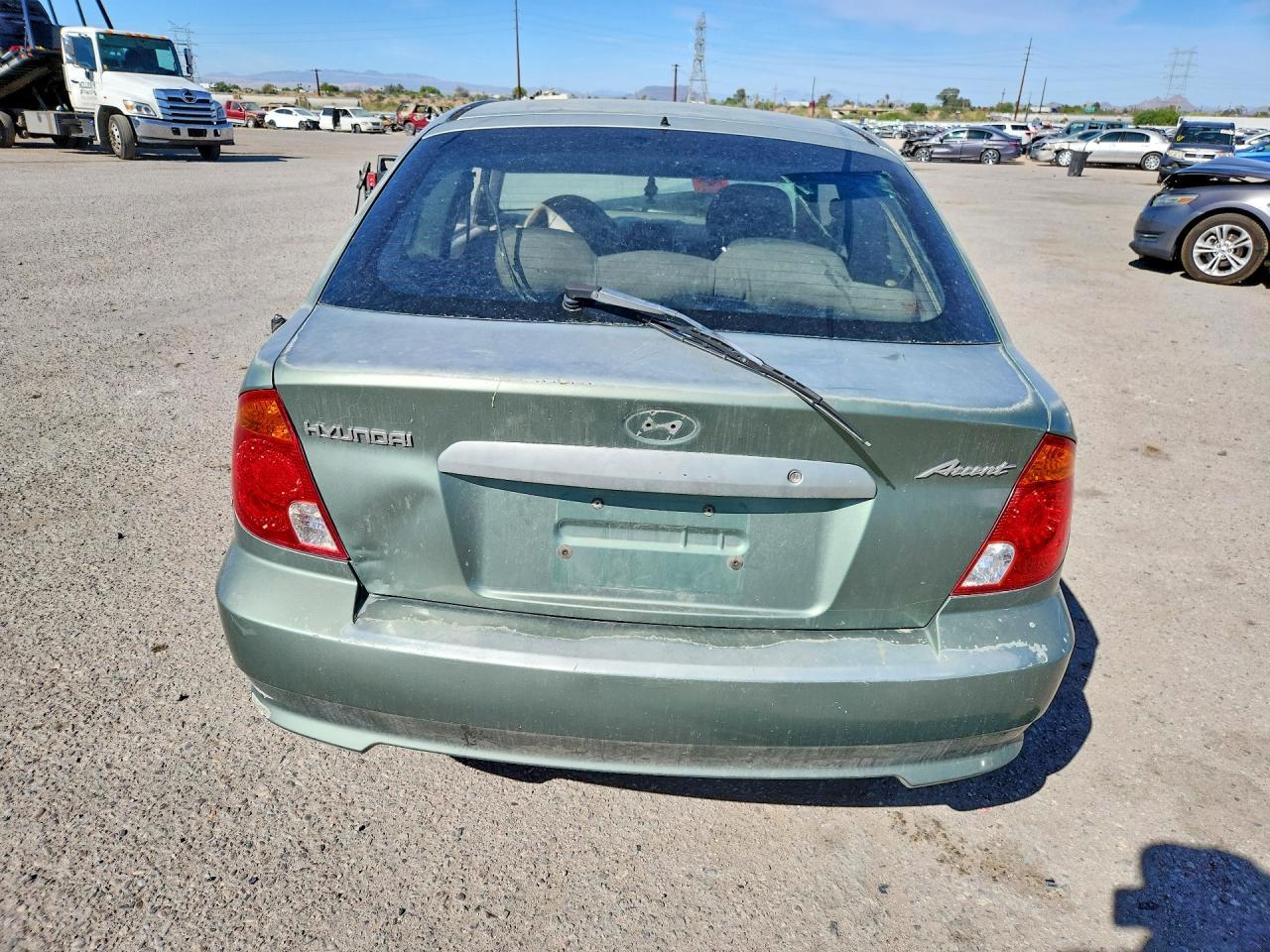 2004 HYUNDAI ACCENT