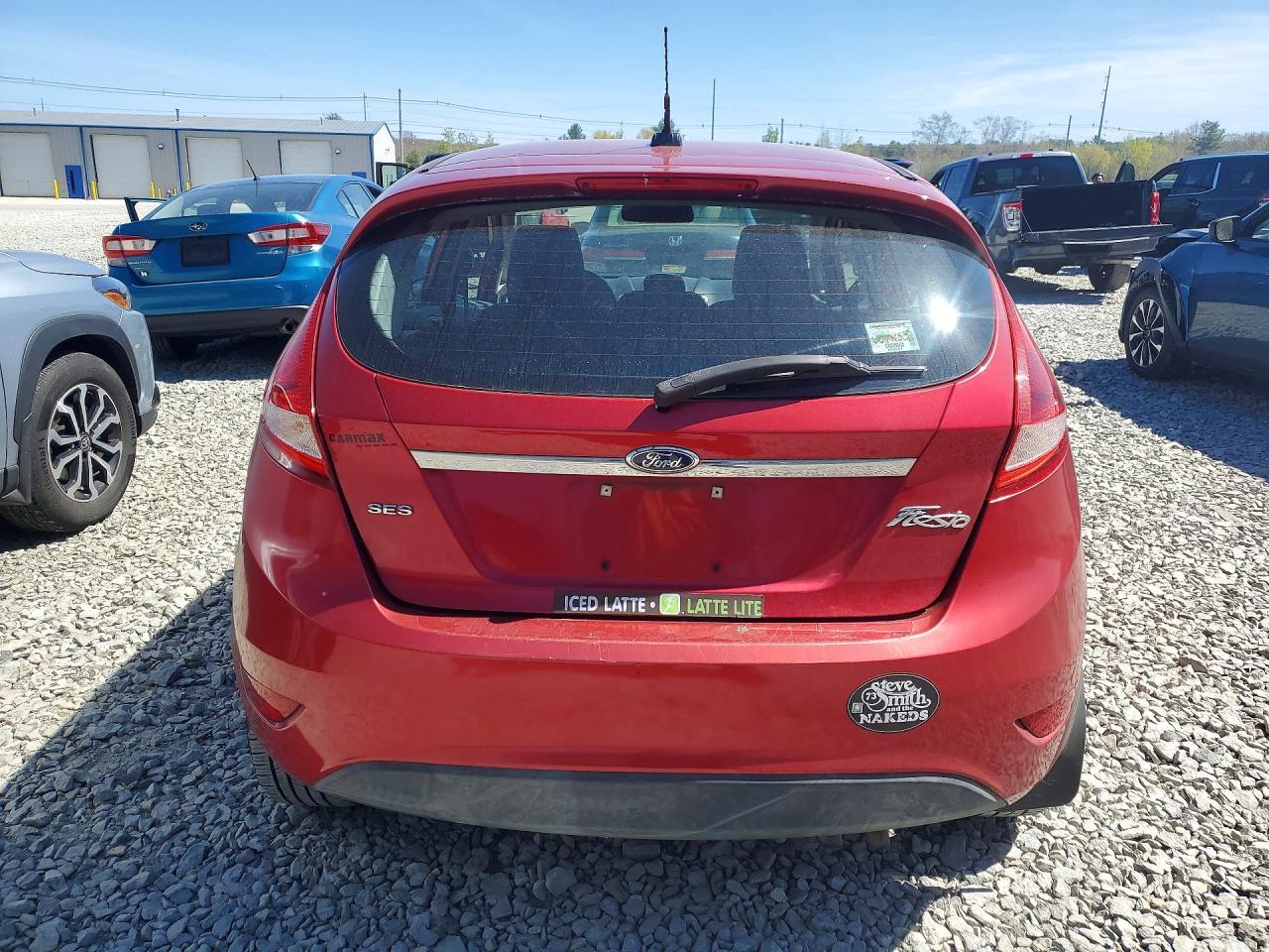 2011 FORD Fiesta