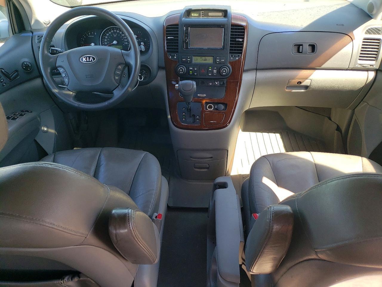 2007 KIA SEDONA