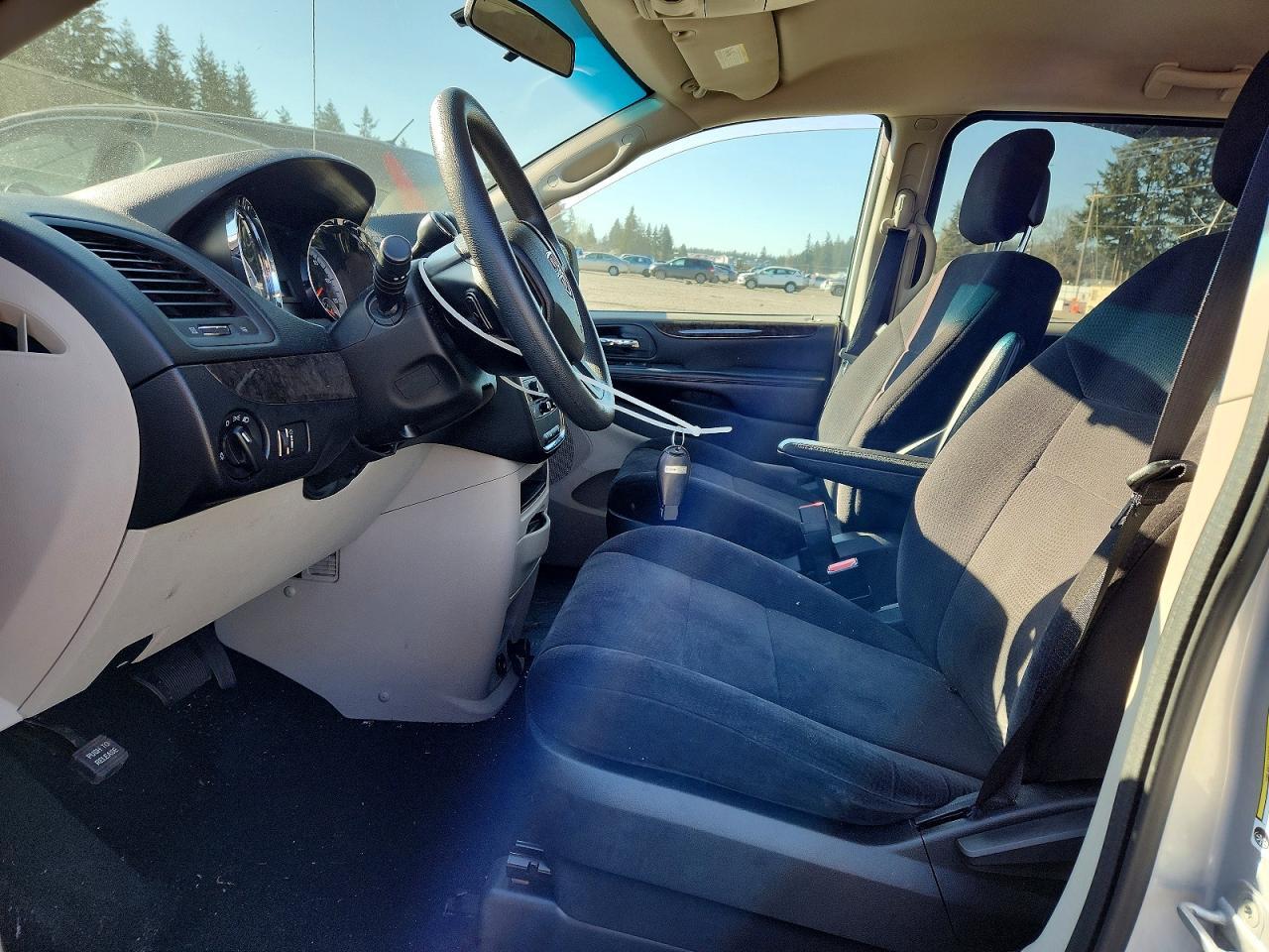2011 DODGE GRAND CARAVAN