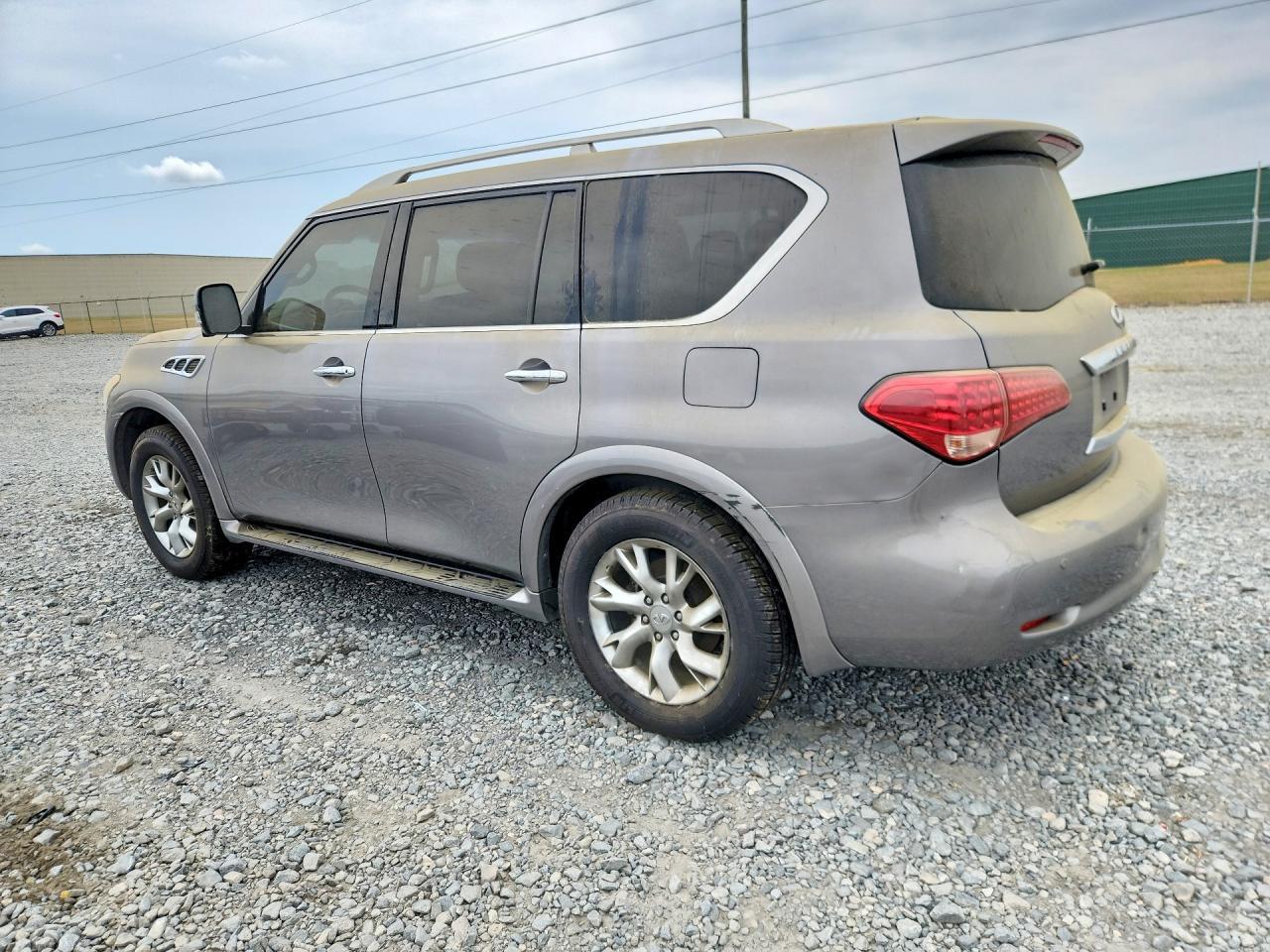 2011 INFINITI QX56