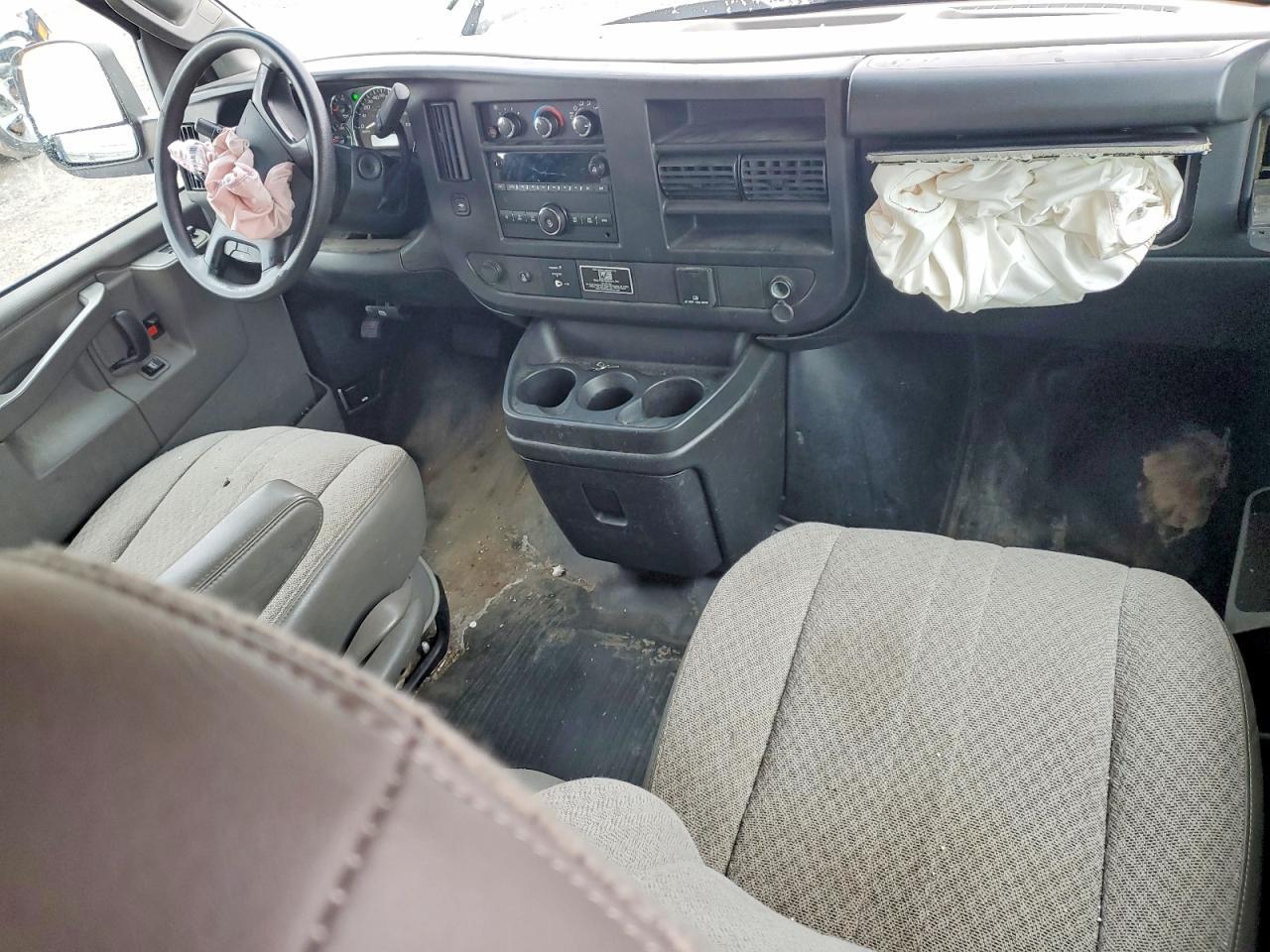 2016 CHEVROLET EXPRESS 2500