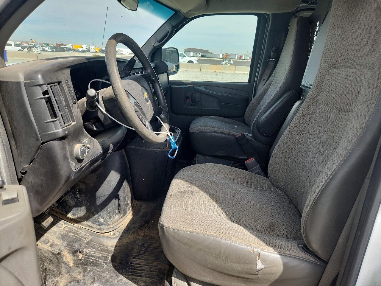 2013 CHEVROLET EXPRESS 2500
