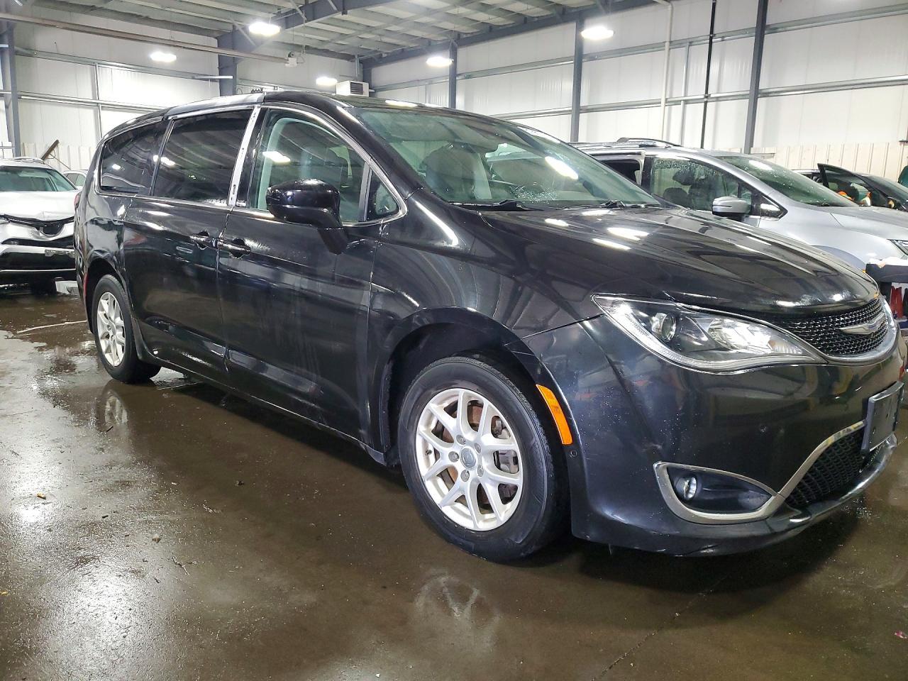 2020 CHRYSLER Pacifica