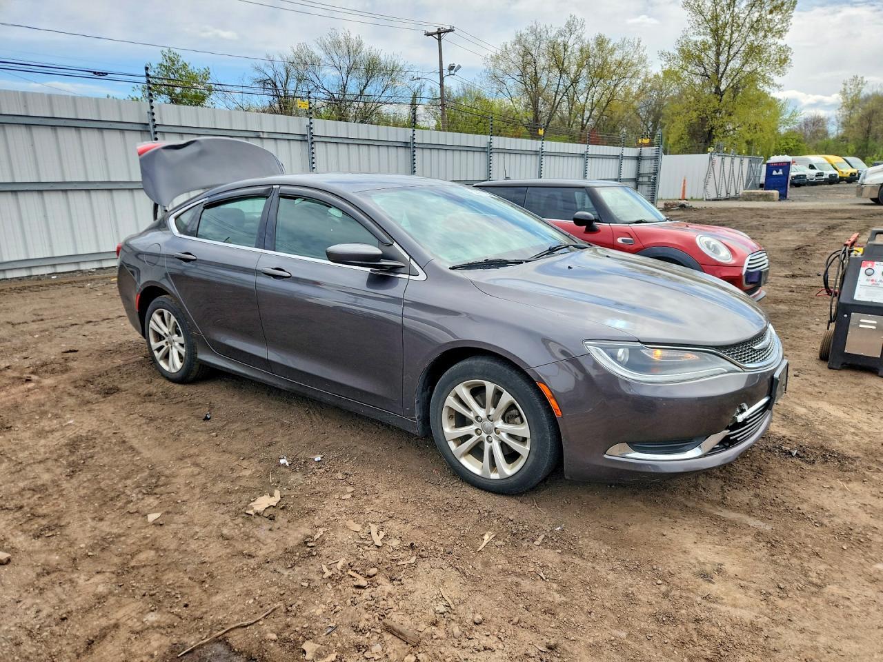 2015 CHRYSLER 200