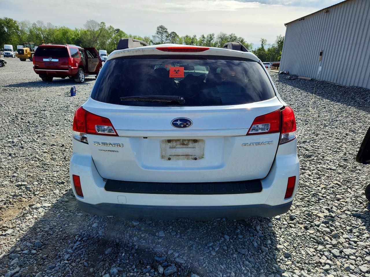 2010 SUBARU Outback