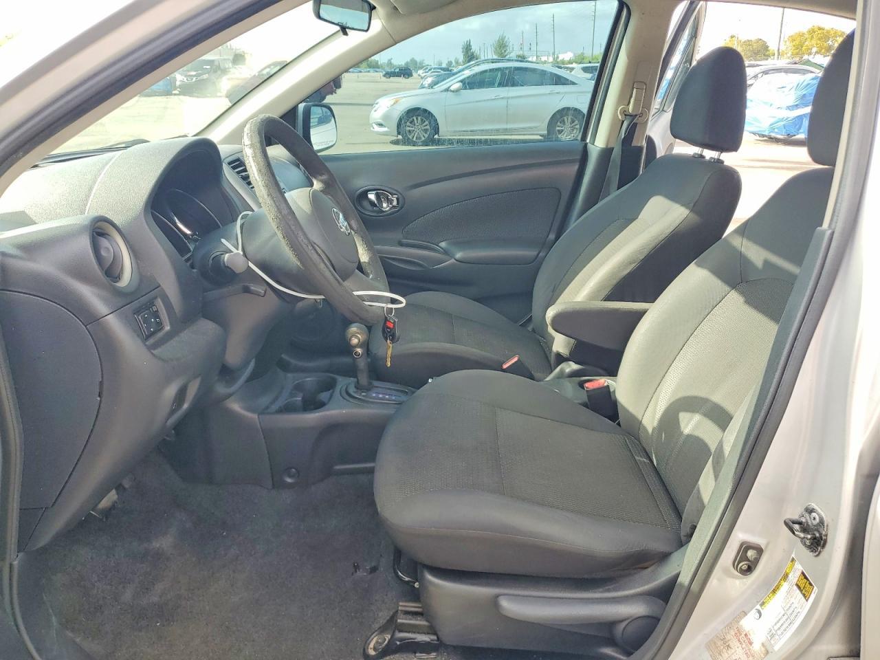 2013 NISSAN VERSA