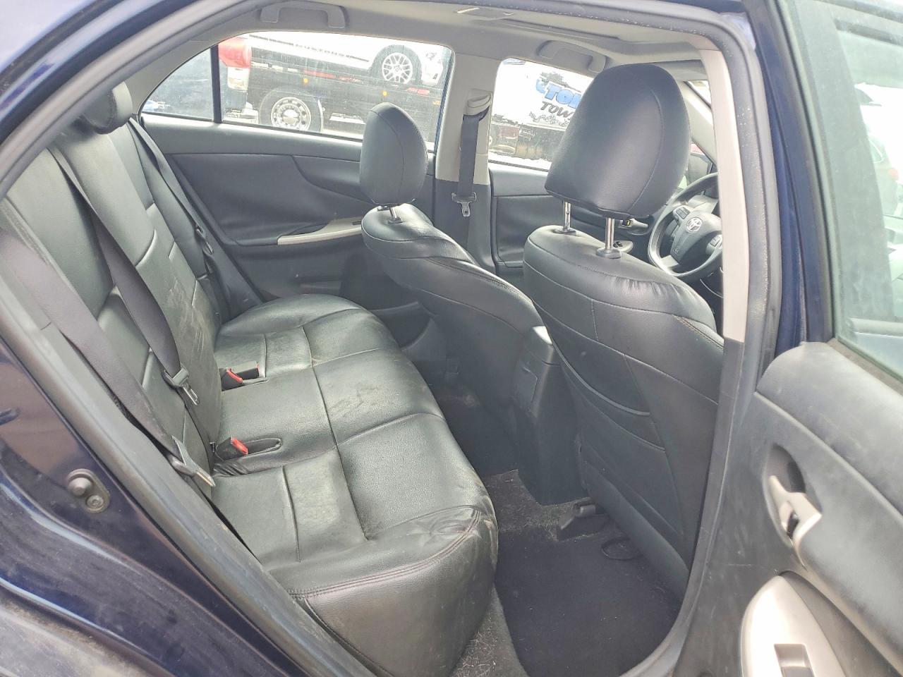 2012 TOYOTA COROLLA