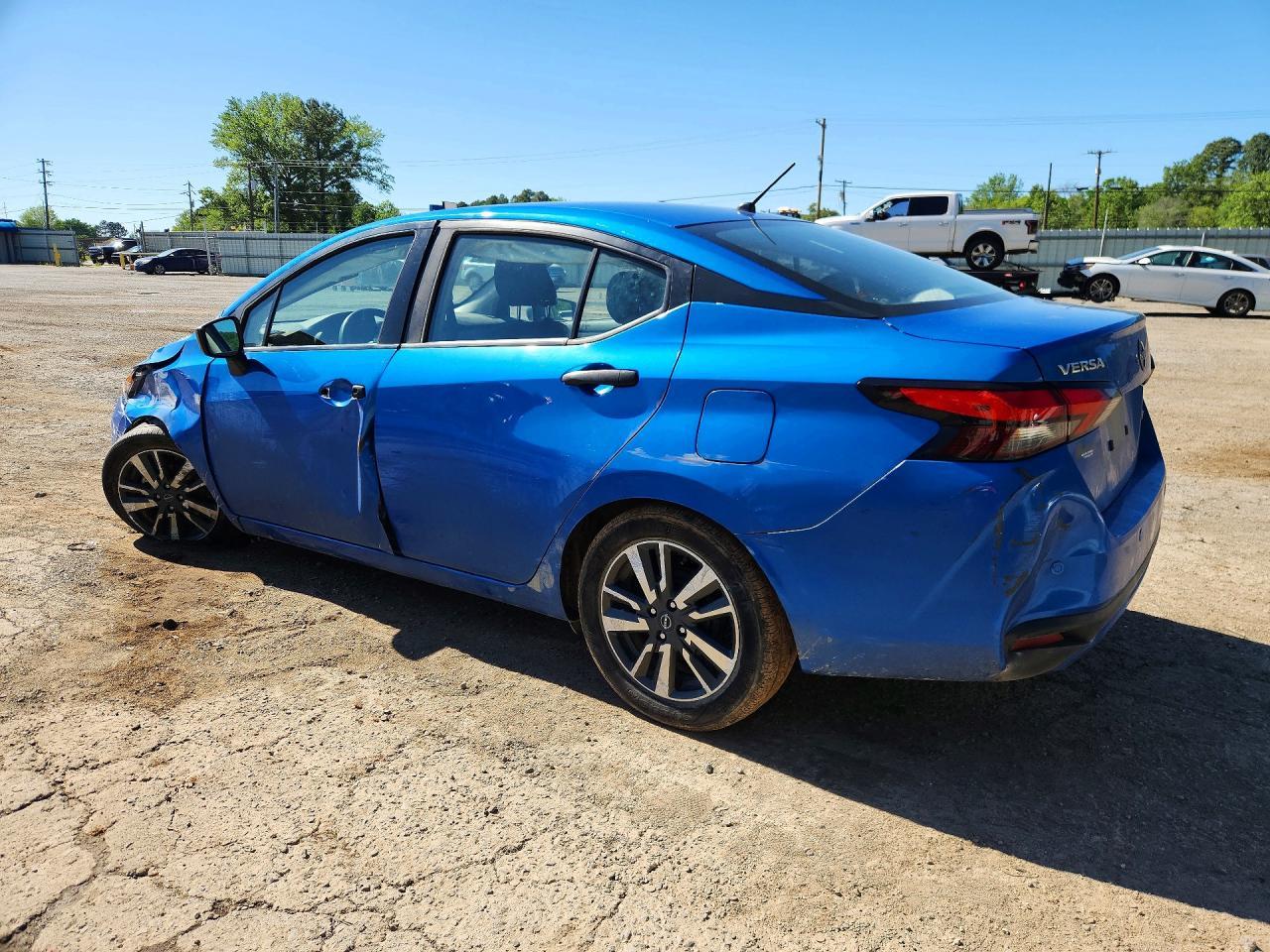 2024 NISSAN VERSA