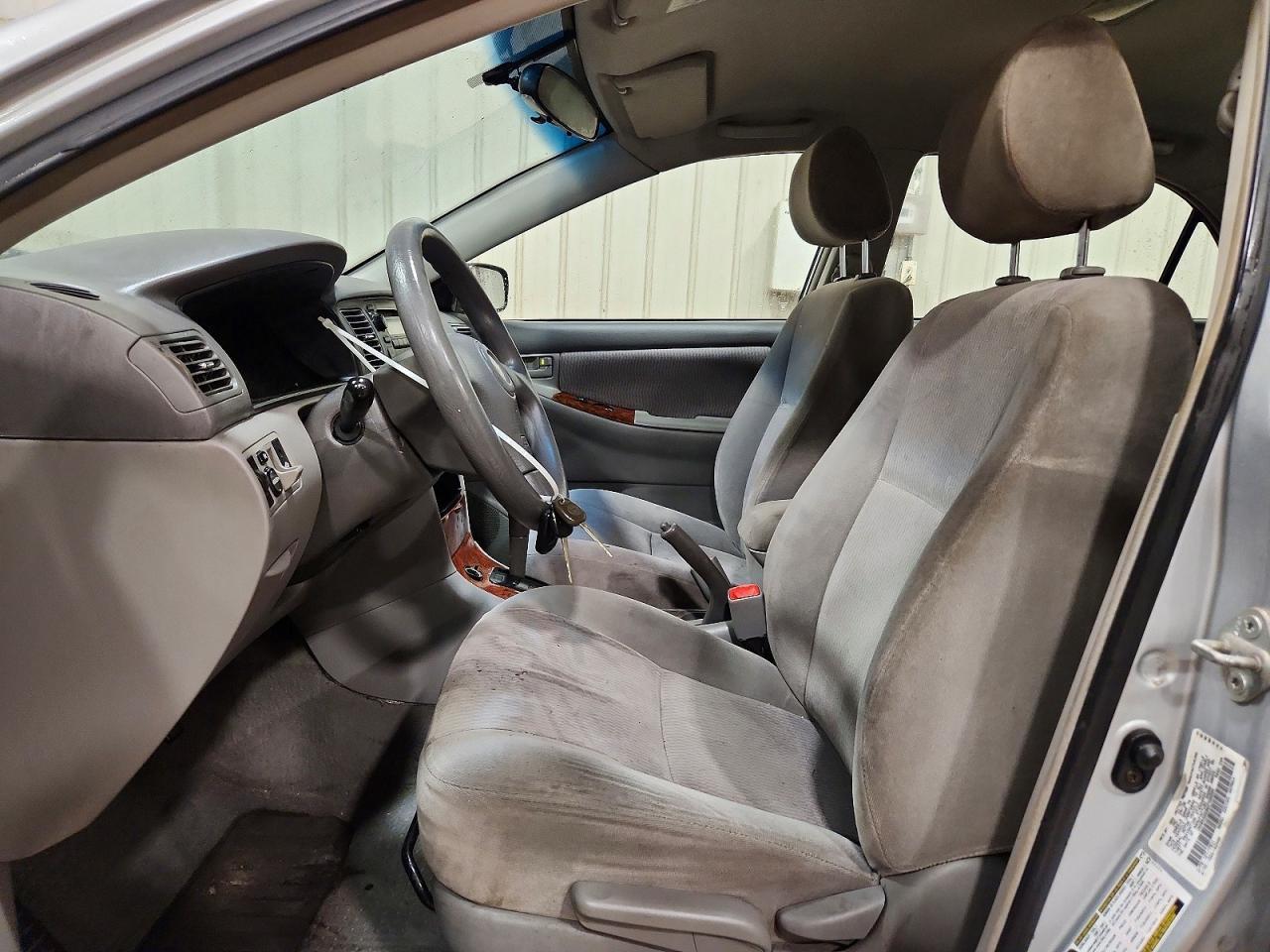 2006 TOYOTA COROLLA