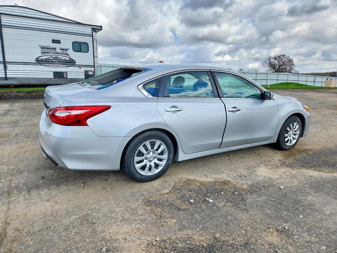 2016 NISSAN ALTIMA