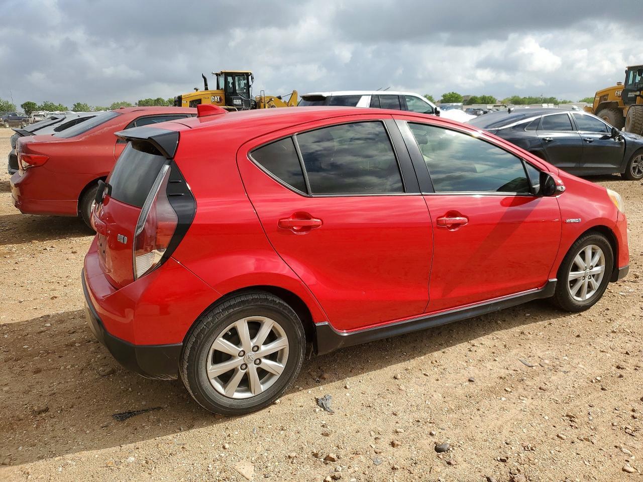 2017 TOYOTA Prius c