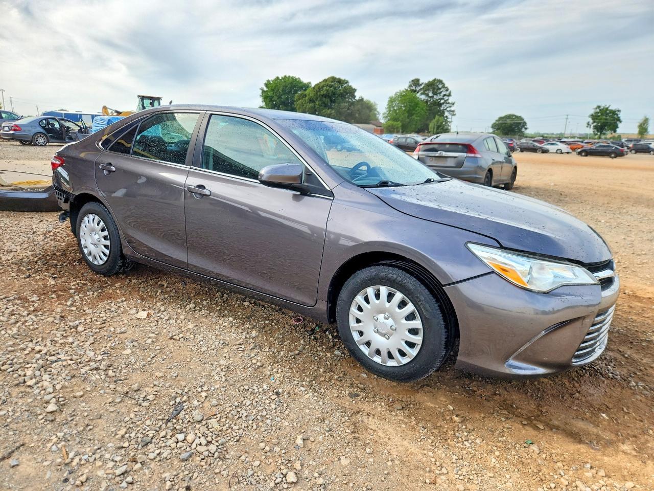 2016 TOYOTA CAMRY