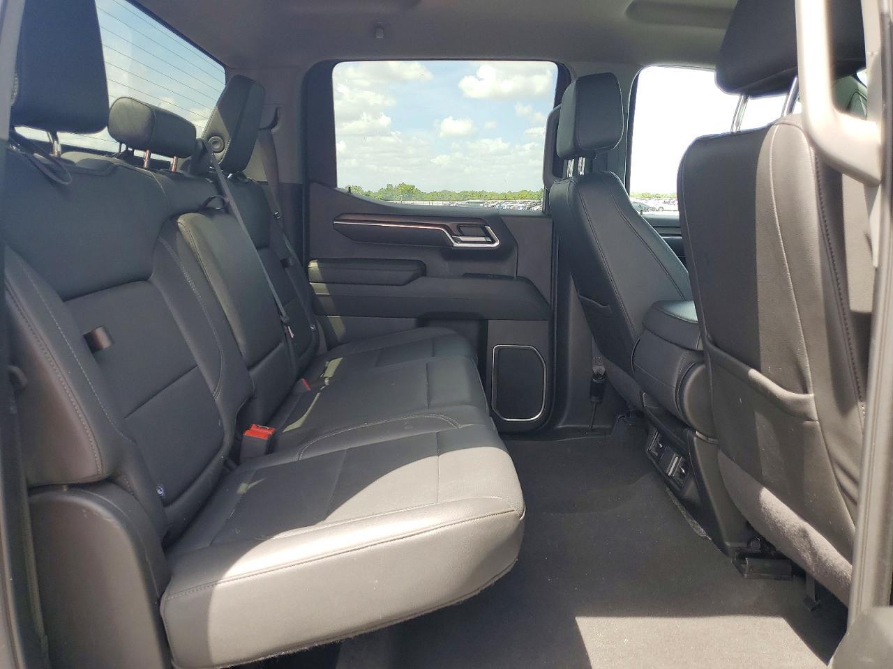 2025 GMC Sierra