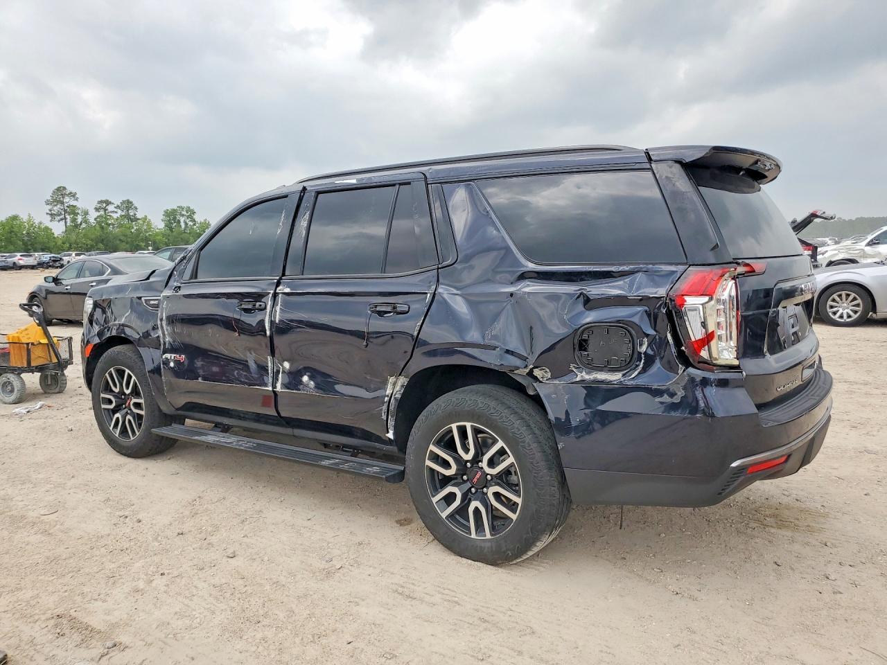 2023 GMC Yukon
