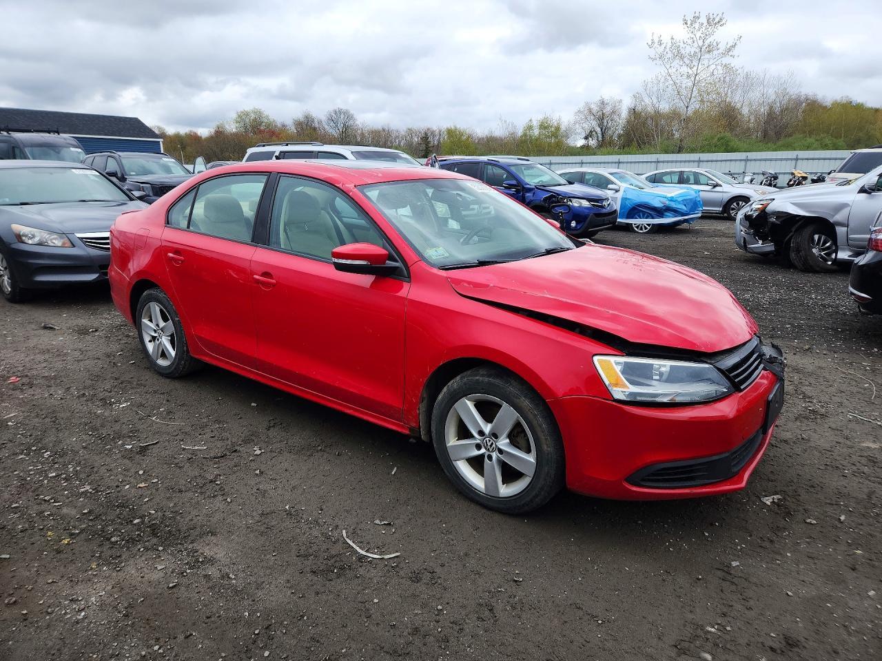 2011 VOLKSWAGEN JETTA