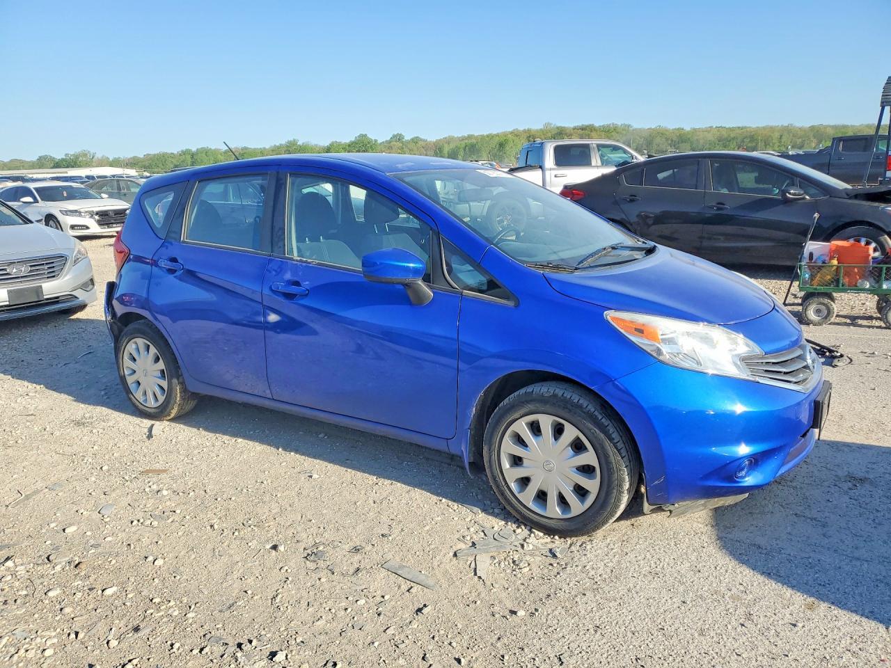 2015 NISSAN Versa Note