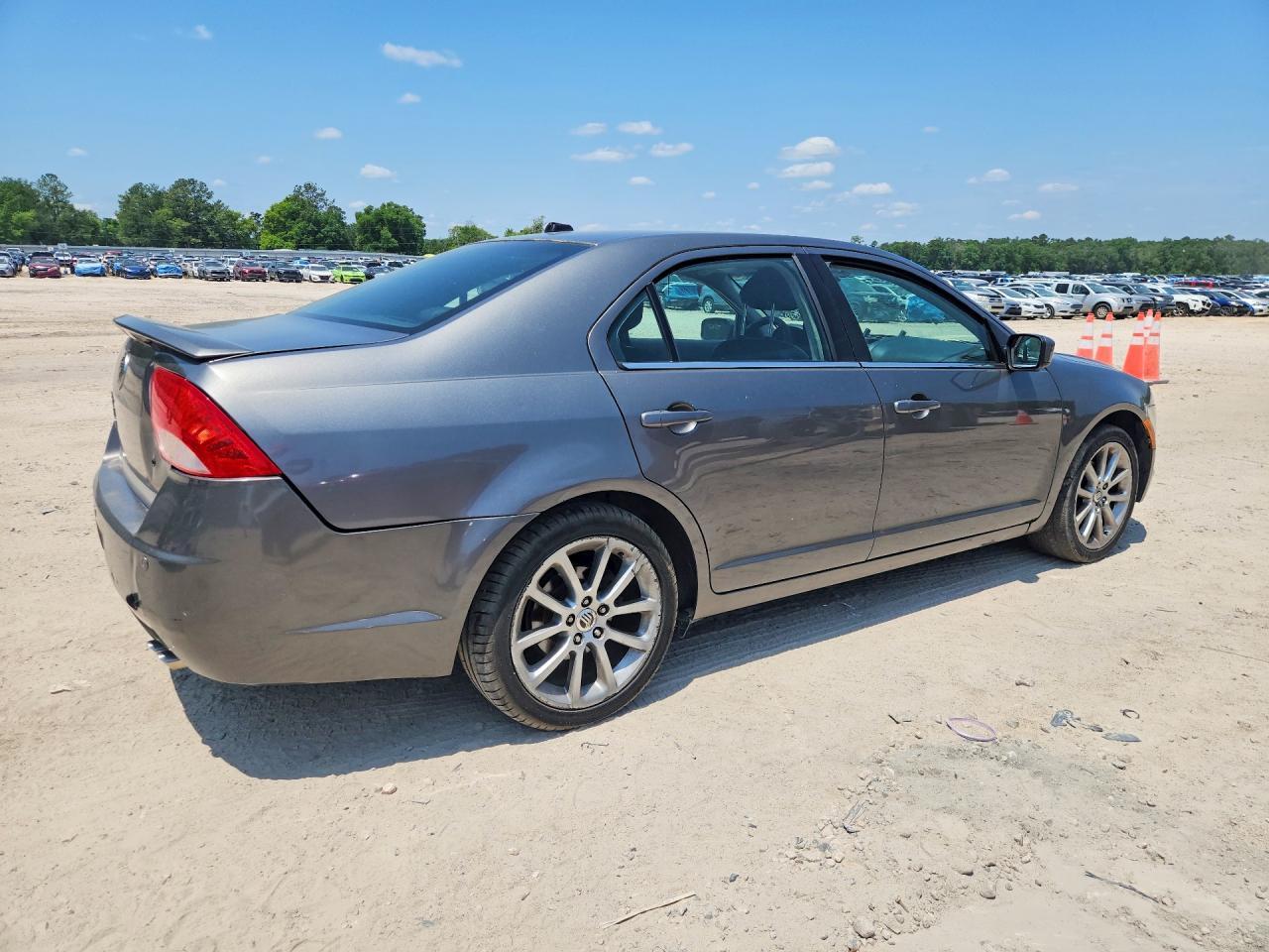 2010 MERCURY Milan