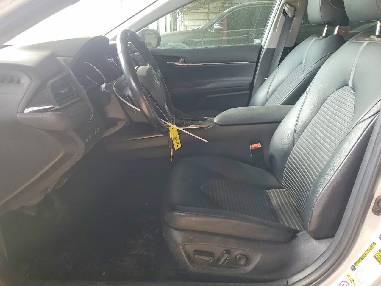 2019 TOYOTA CAMRY