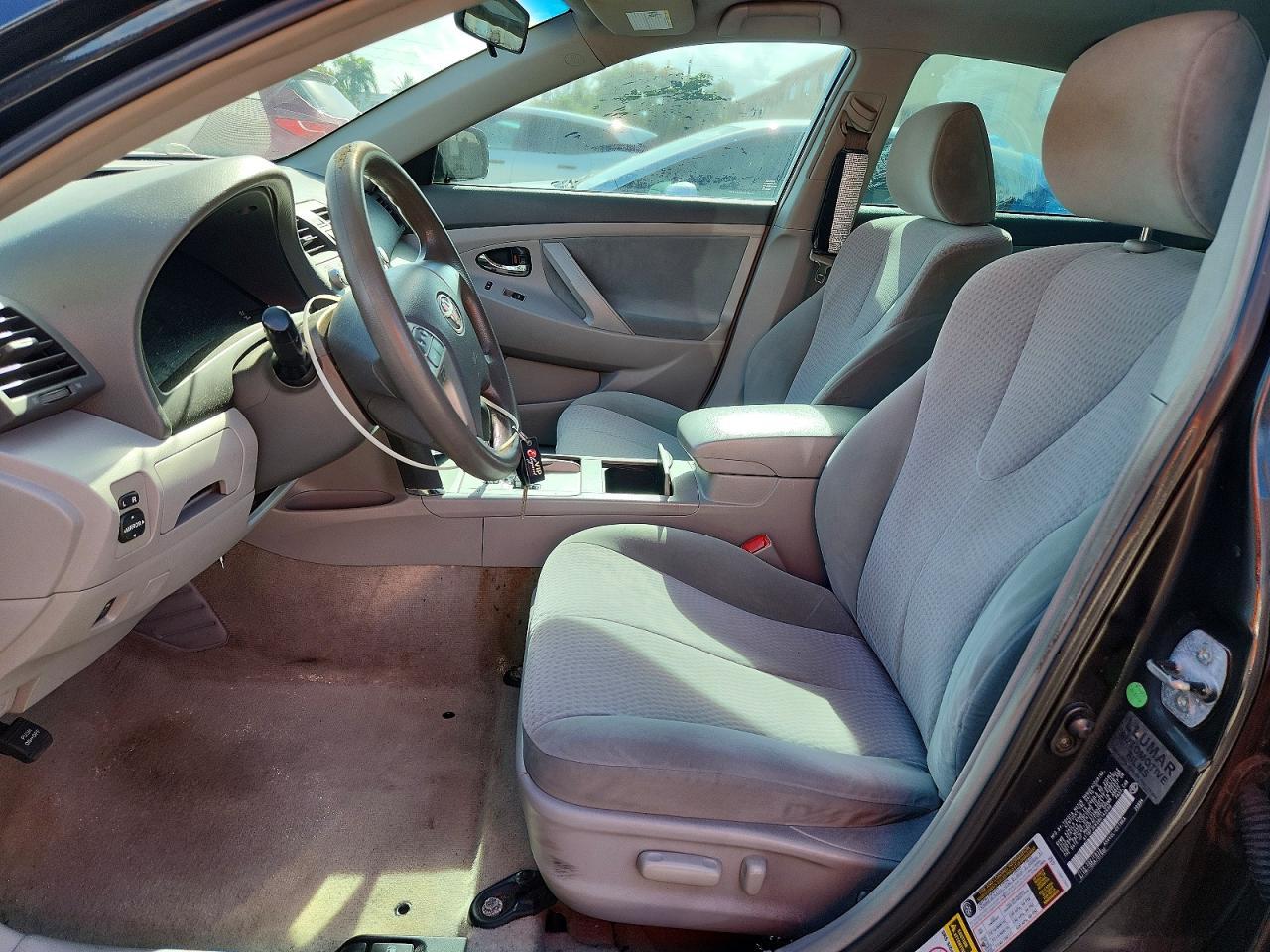 2011 TOYOTA CAMRY