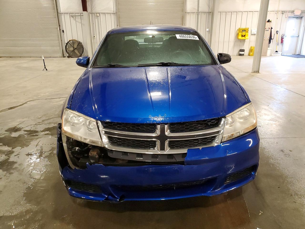 2012 DODGE Avenger