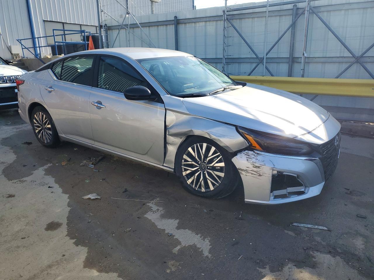 2025 NISSAN ALTIMA