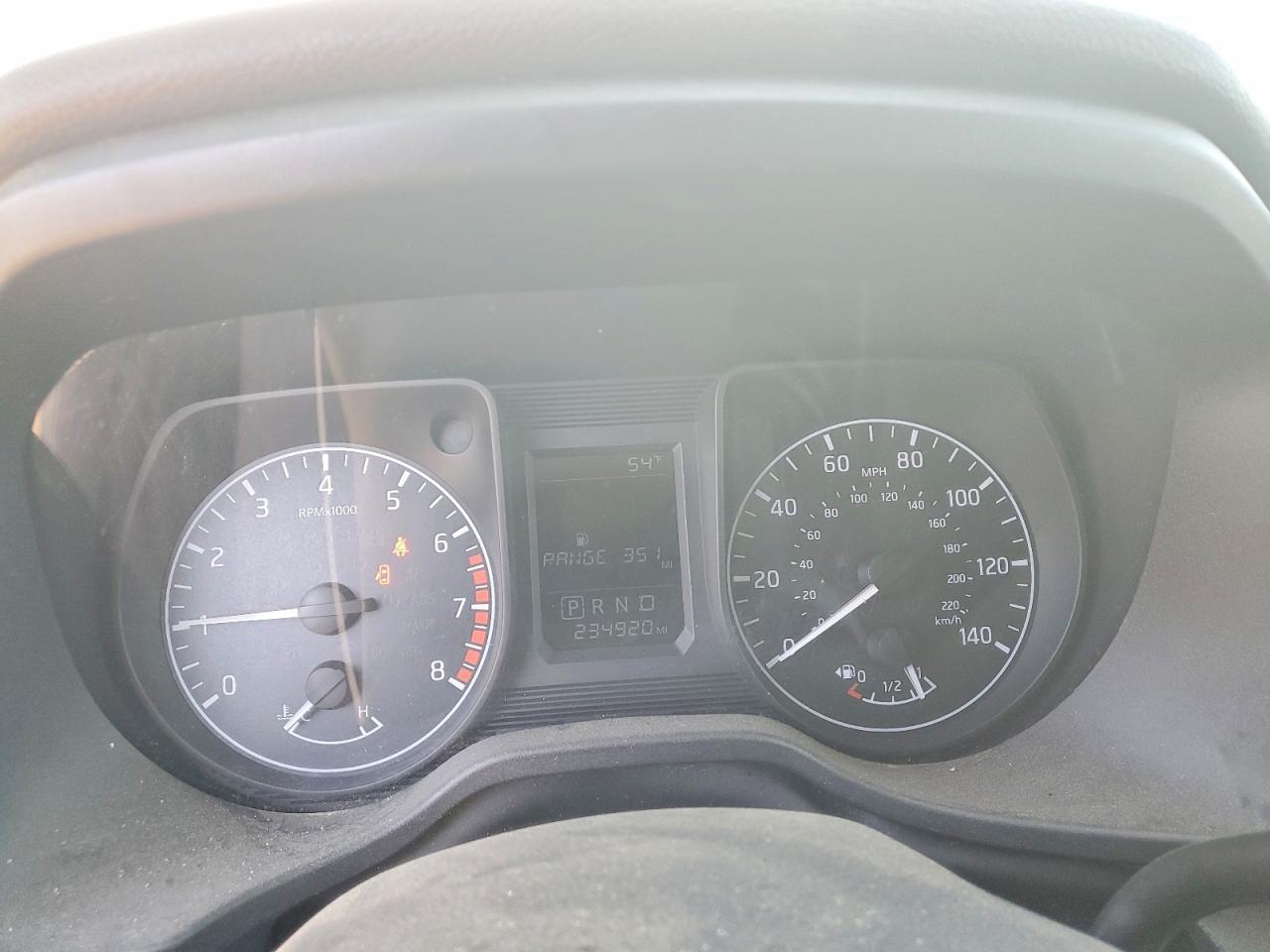 2017 NISSAN Titan