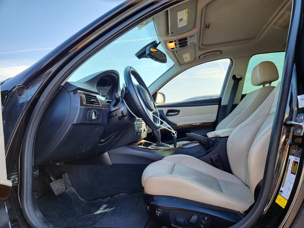 2011 BMW 3 SERIES