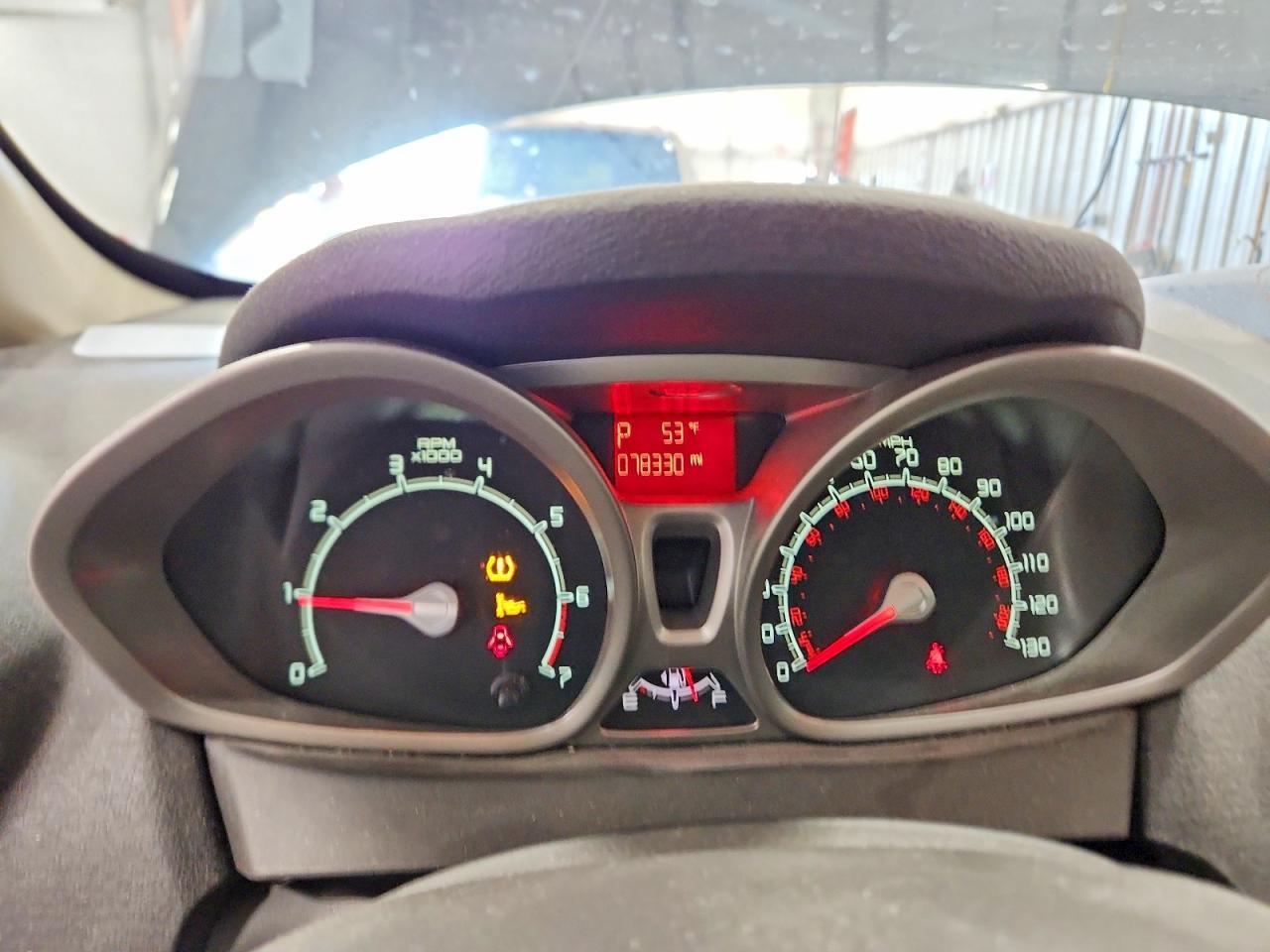 2012 FORD Fiesta