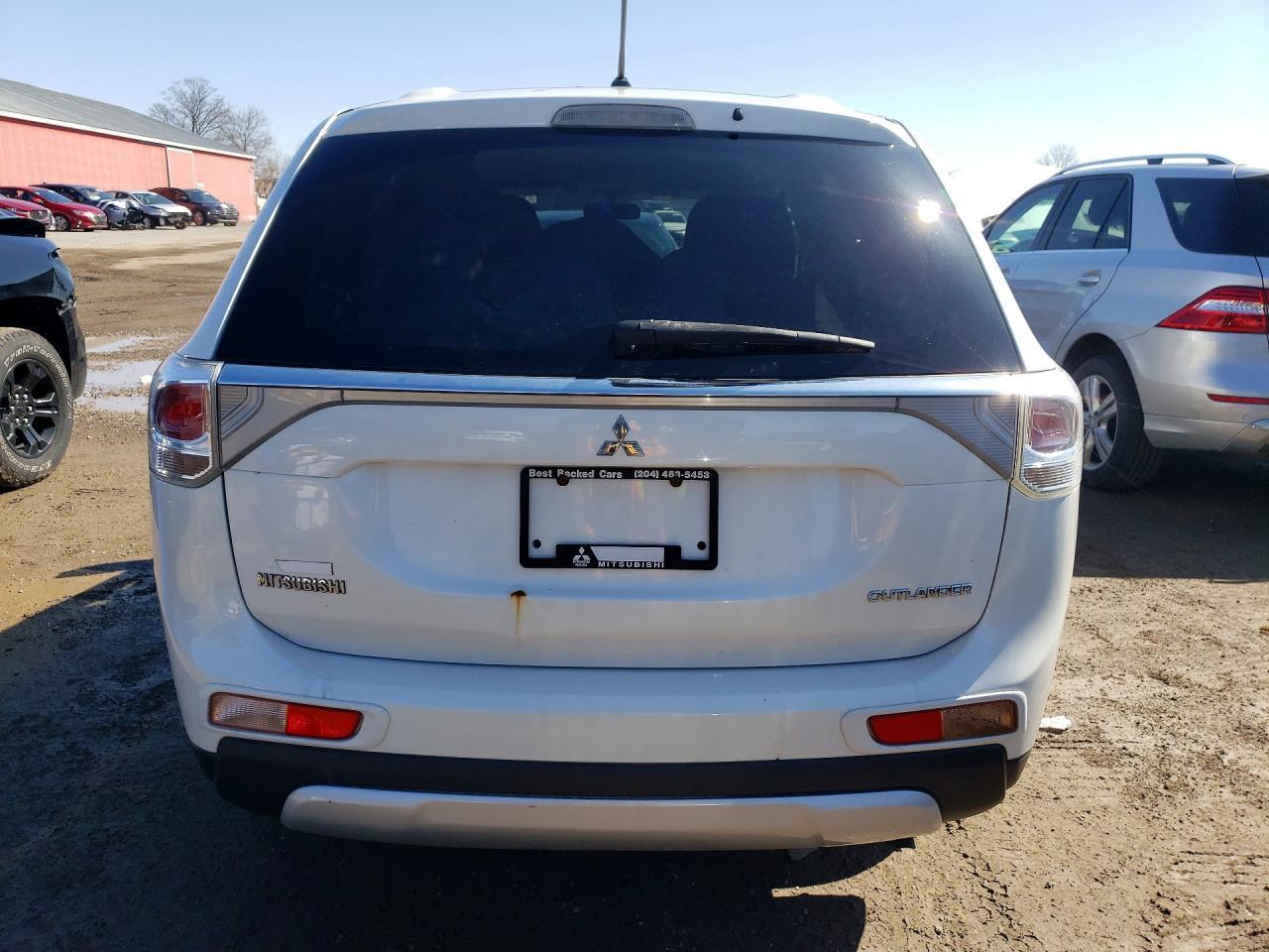 2015 MITSUBISHI outlander
