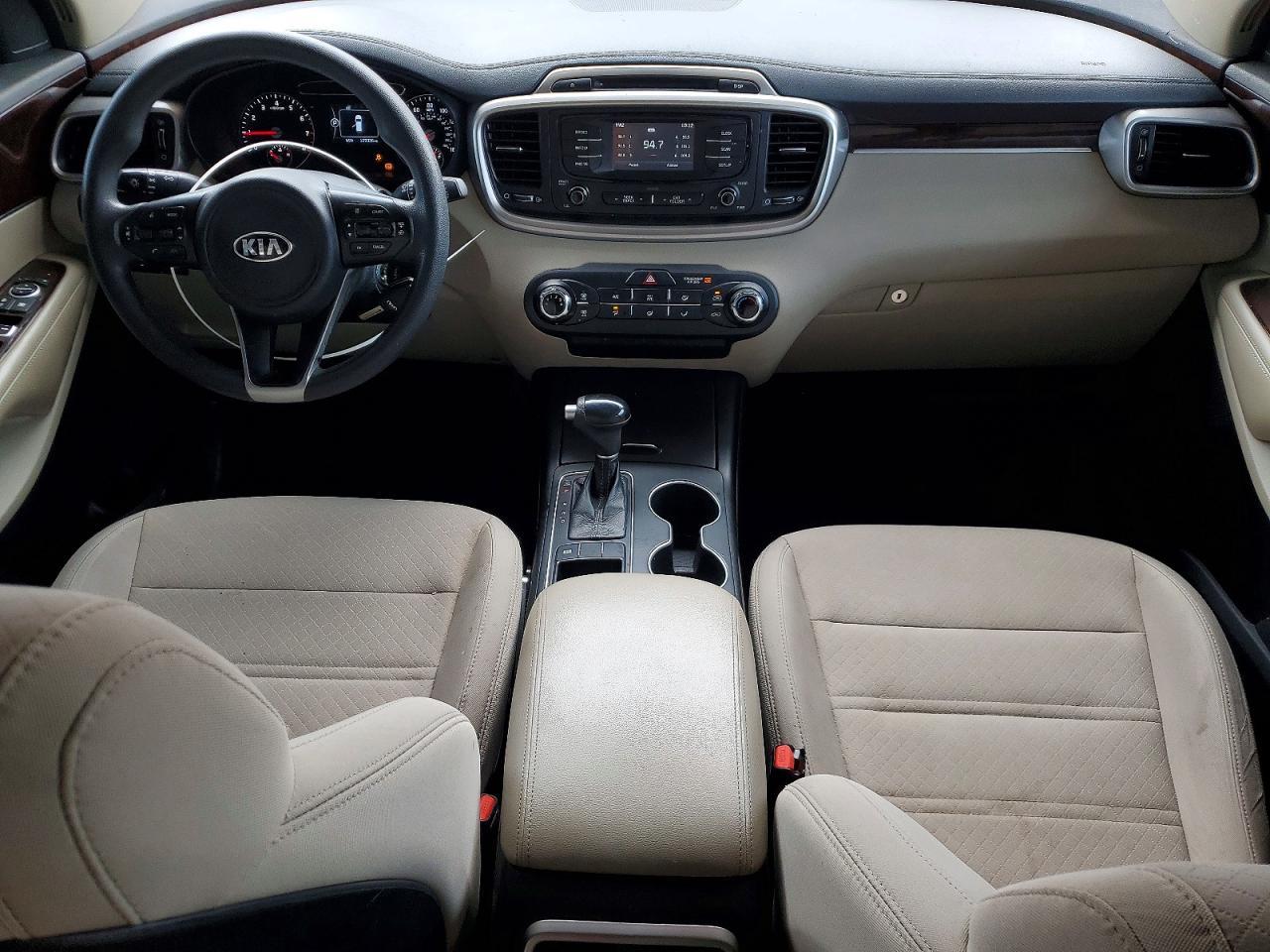 2017 KIA SORENTO