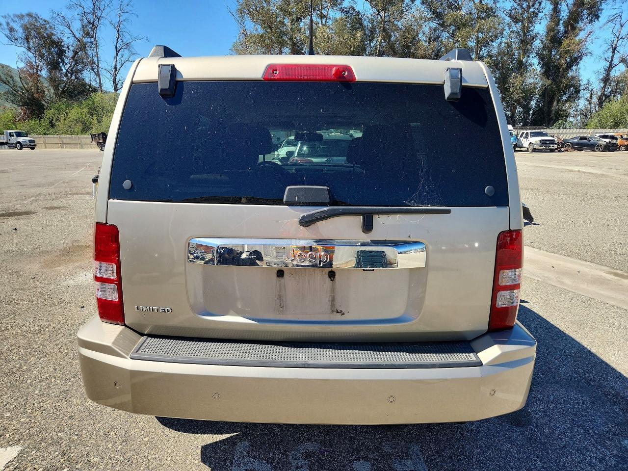 2011 JEEP Liberty