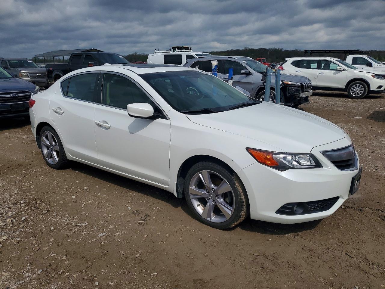 2013 ACURA ILX