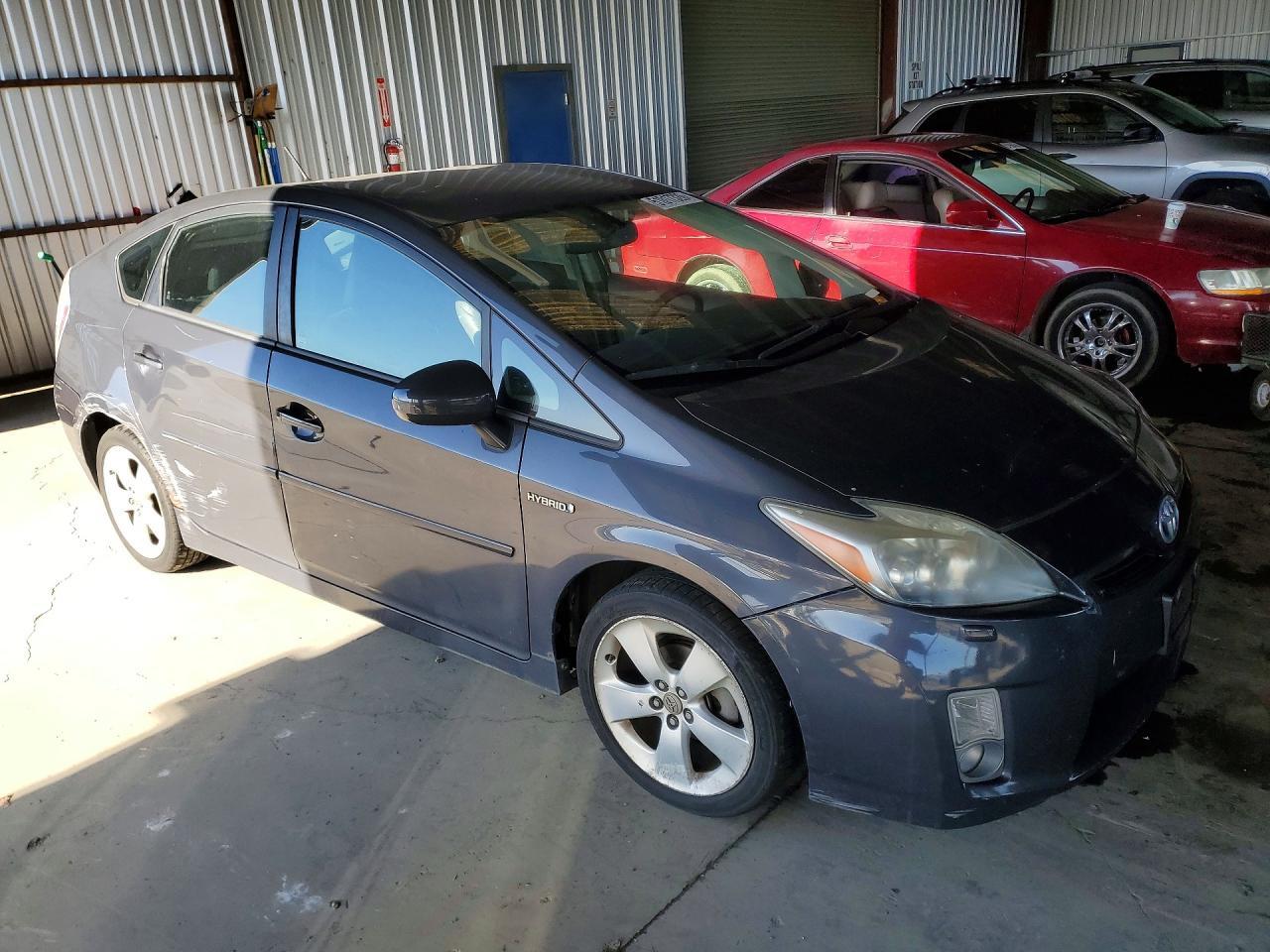 2010 TOYOTA PRIUS V