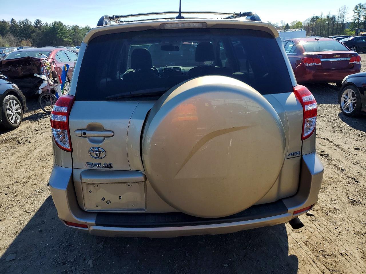 2011 TOYOTA RAV4