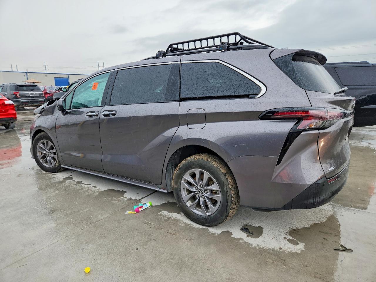 2024 TOYOTA SIENNA
