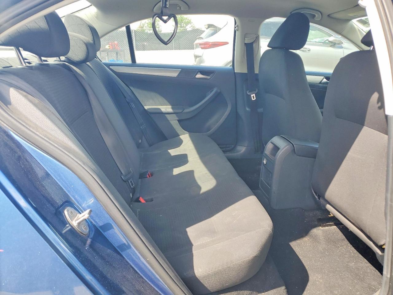2015 VOLKSWAGEN JETTA
