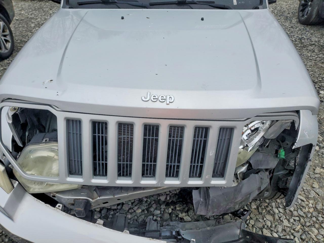 2011 JEEP Liberty