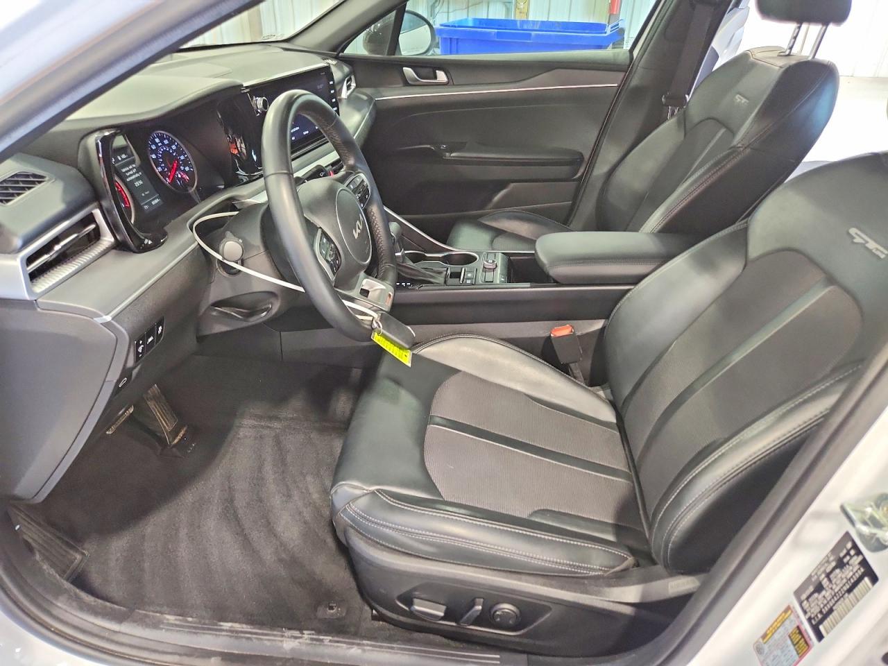 2022 KIA K5