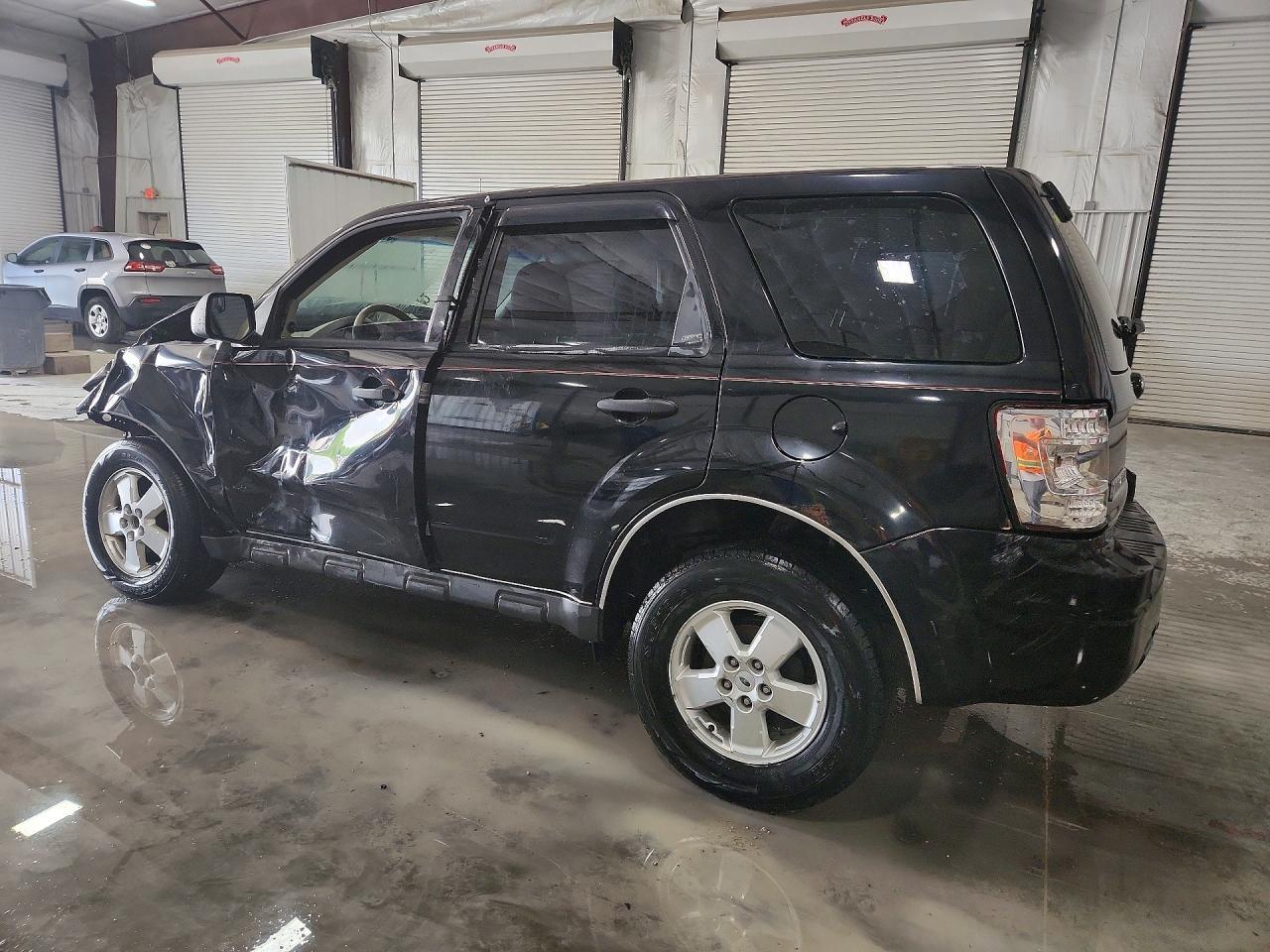 2010 FORD ESCAPE