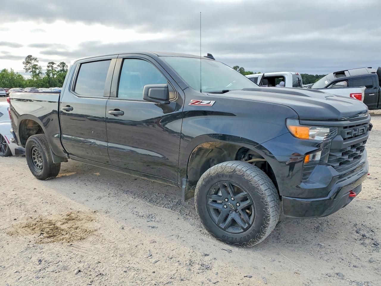 2023 CHEVROLET Silverado