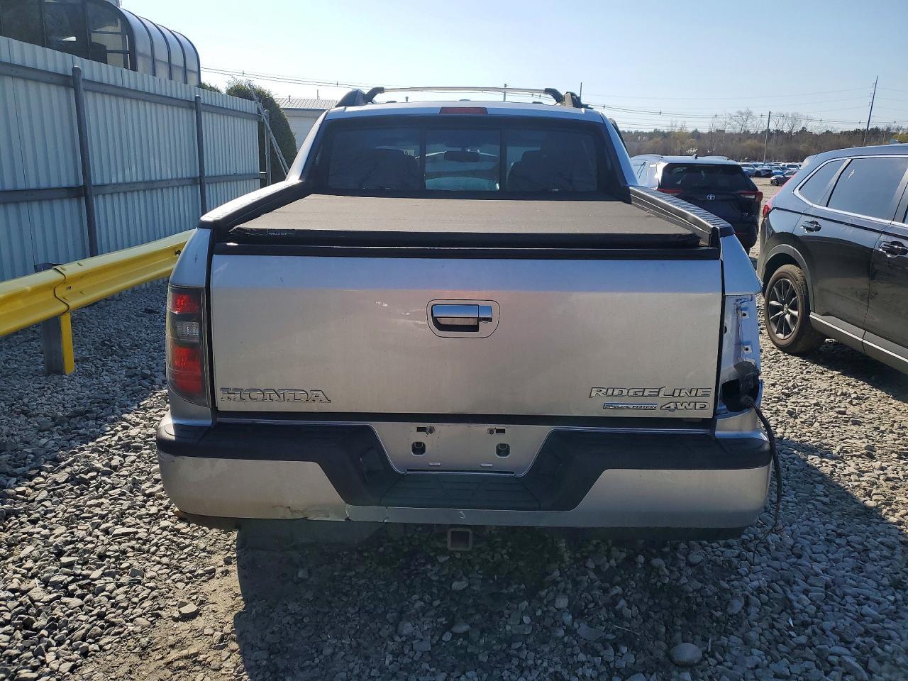 2014 HONDA Ridgeline