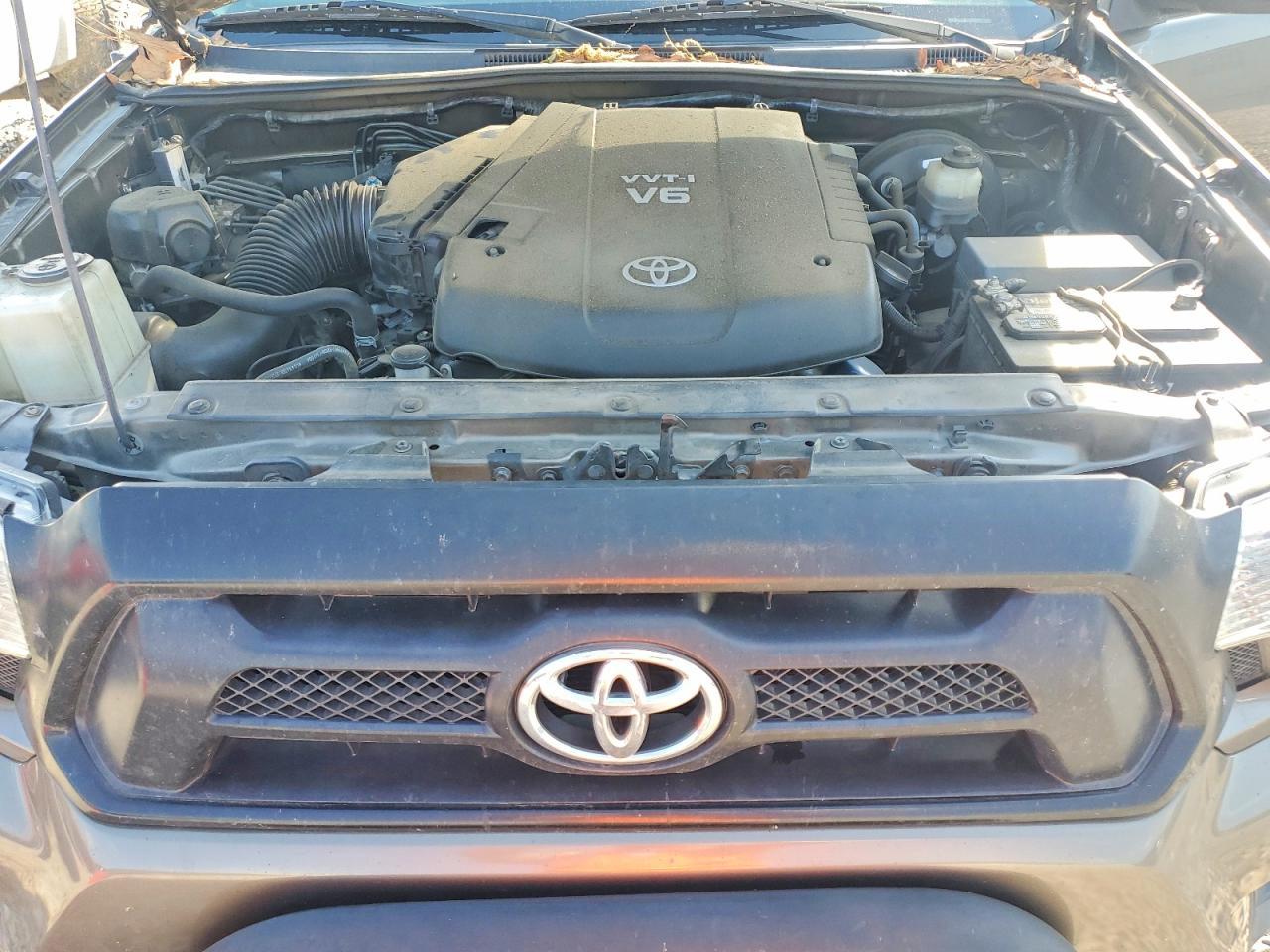 2012 TOYOTA TACOMA