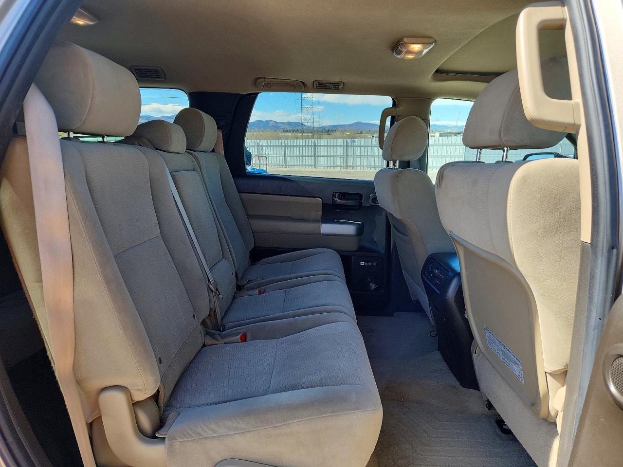 2008 TOYOTA Seqouia