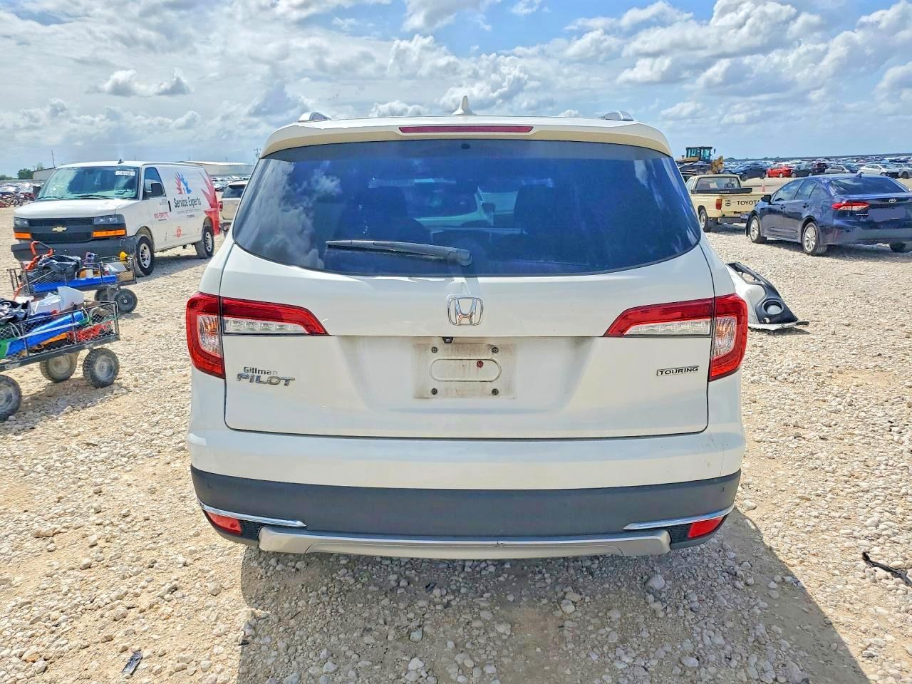 2019 HONDA PILOT