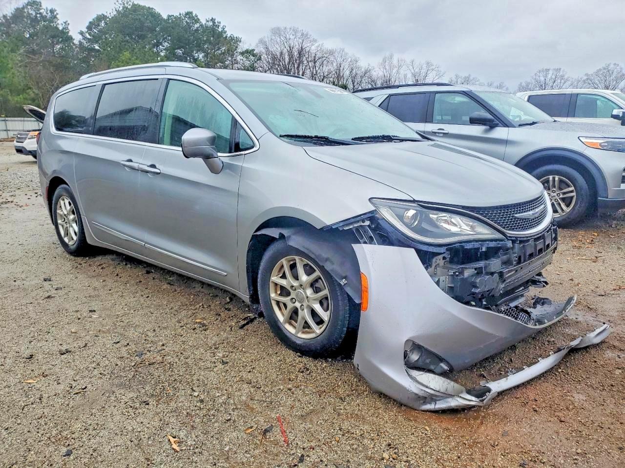 2020 CHRYSLER Pacifica